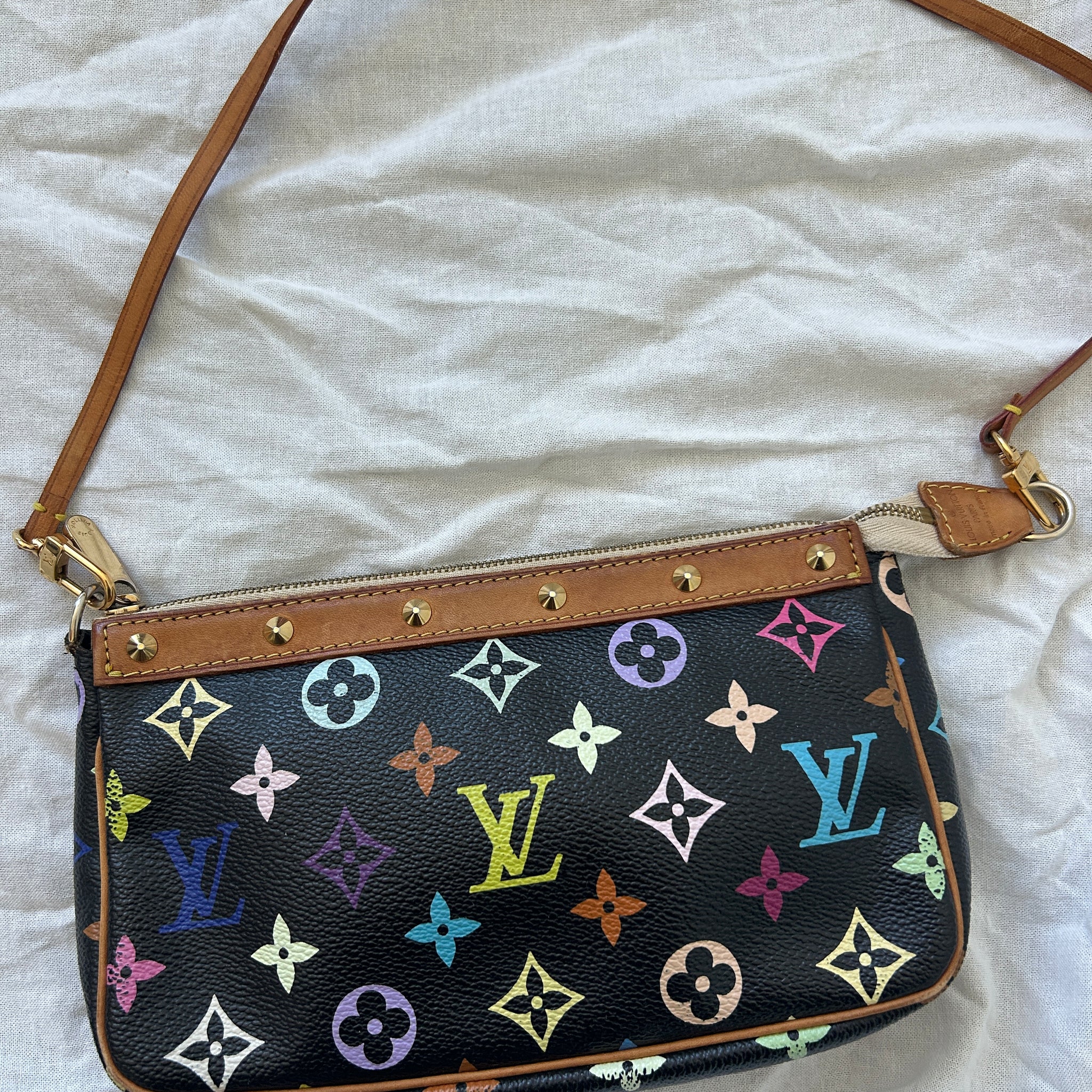 Louis Vuitton Pochette Accessoires Monogram Multicolore Black Clutch Shoulder Bag